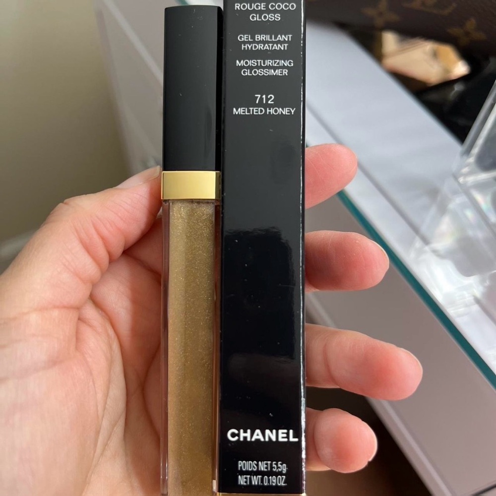 CHANEL Rouge Coco Gloss - Golden Shine
